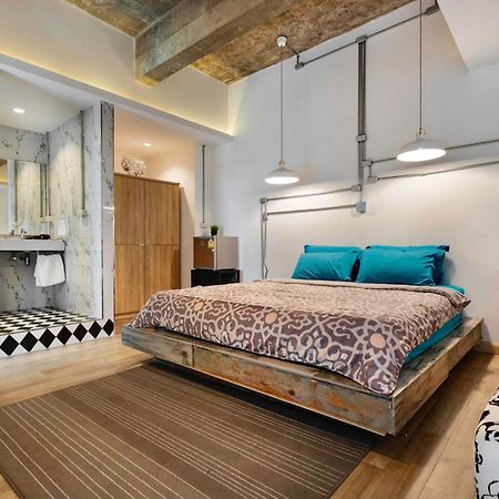 Blu Cabin Ari Stylish Gay Poshtel Bangkok Exterior foto